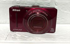 Nikon Coolpix S9300 rosso