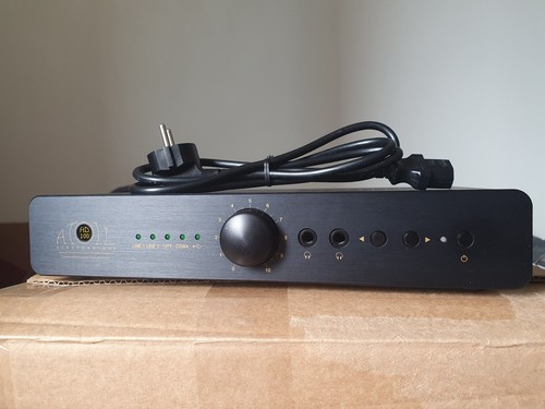 Wonderful headphone amp - headphone,