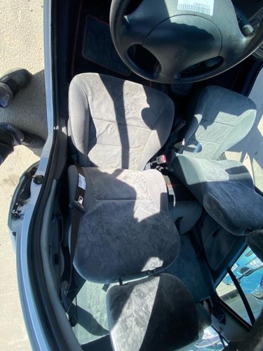 Sedile lato guida citroen saxo - lato,