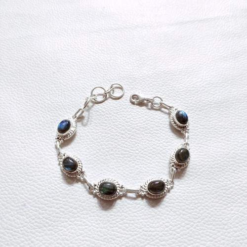 Bracciale con pietre preziose