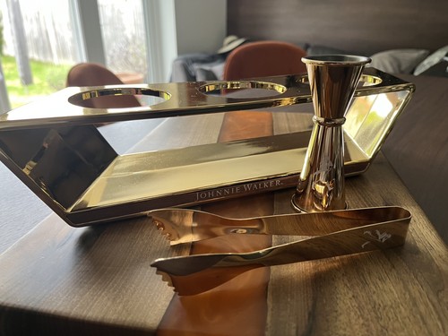 Pacchetto johnnie walker - pacchetto,