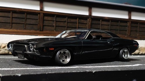 Modello finito dodge - modello,