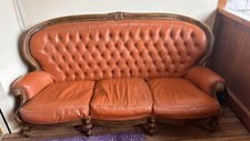 divano Chesterfield in vera pelle vintage 3 posti + 2 poltrone - legno massiccio