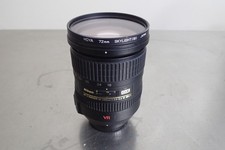 Nikon AF-S DX NIKKOR 18-200 mm