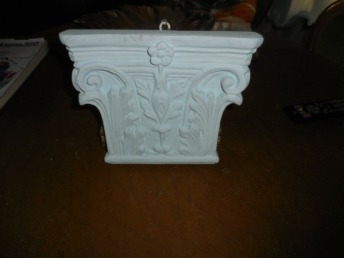 Capitello legno intagliato - in,