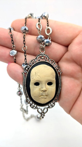 Collana steampunk gotica