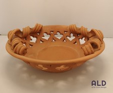 Centro tavola traforato portafrutta da cucina in terracotta grezza da decorare