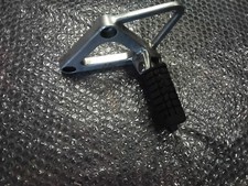 Pedana poggiapiedi anteriore