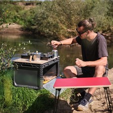 Cucina Eurobox con fornello a gas e tagliere