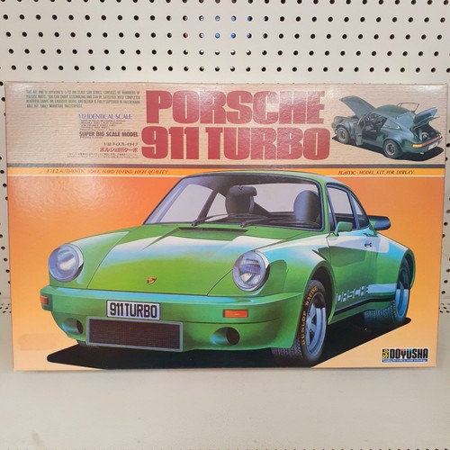 Doyusha porsche 911 turbo - 1/12,