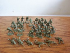 Soldatini vintage Airfix scala