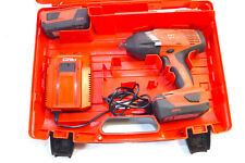 Avvitatore a percussione a