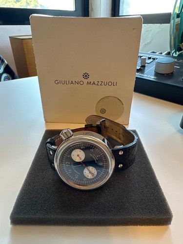 Watch - a,