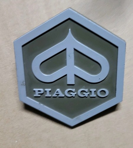 Scudetto esagonale piaggio ape - esagonale,