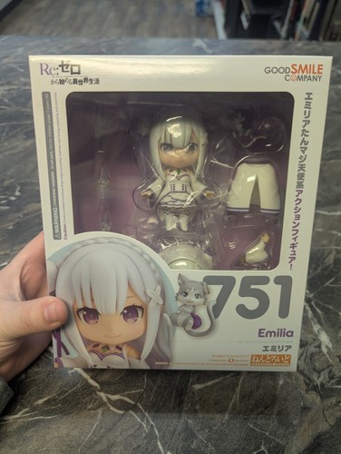 Good smile company - smile, emilia