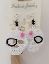Skull shaped crochet earrings - shaped,