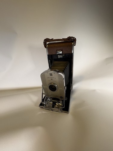 Excellent condition polaroid - excellent,