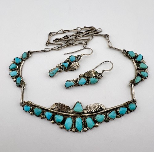 Set orecchini collana