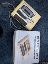 COMMODORE DATASSETTE model CBM