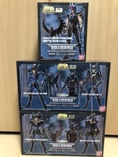 Saint Seiya Myth Cloth figure