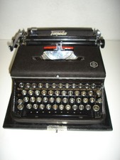 MACCHINA DA SCRIVERE ANTICA D'EPOCA PORTATILE TORPEDO ANNO 1927