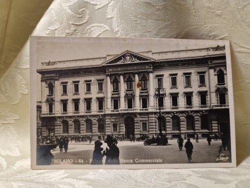 Cartolina milano palazzo della - milano,