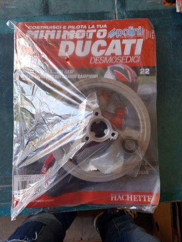 Costruisci pilota replica - e,