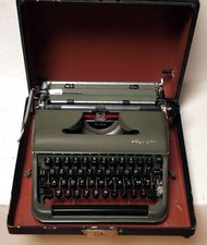 Macchina da scrivere tedesca