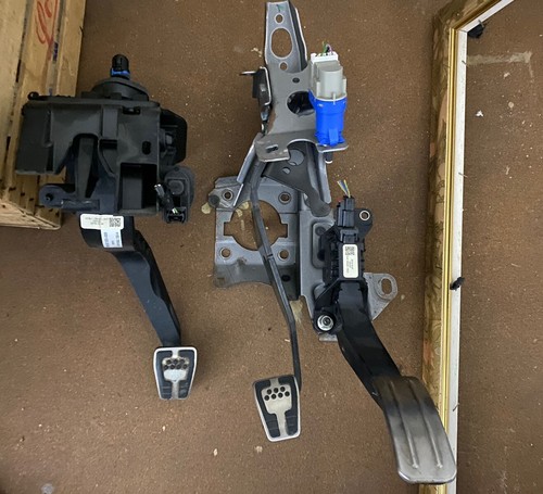 Pedali ford fiesta mk8 line - ford,