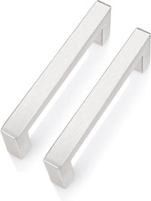 Maniglie per ante armadio