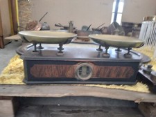 Antica Bilancia in legno a due