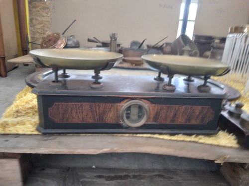 Antica bilancia legno - antica,