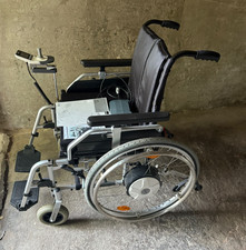 Sedia a rotelle elettrica