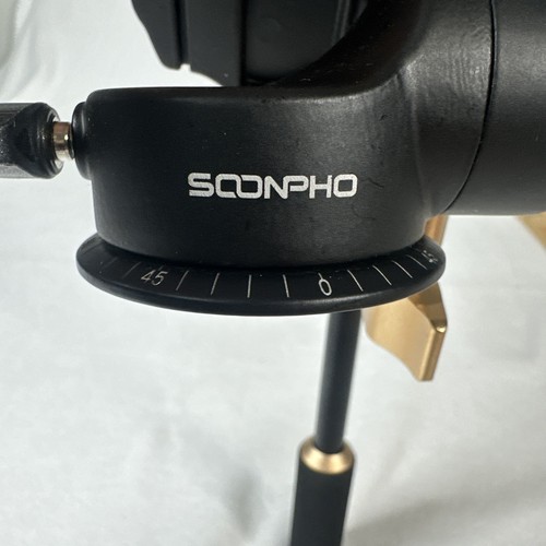 Sconpho treppiede per - treppiede,