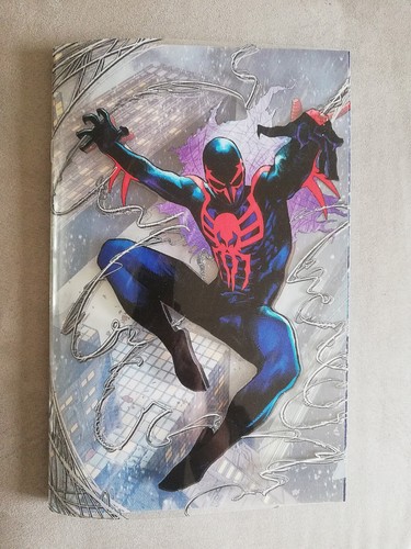 Ultimate spider man - ultimate, cover
