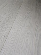 11mq Parquet Prefinito Plancia Rovere  Naturale Sbiancato Spazzolato