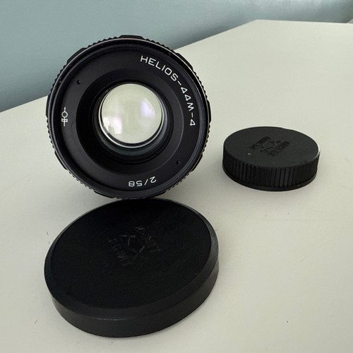 Helios 44m f - 58, f/2
