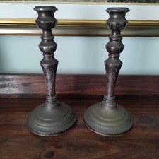 Coppia di candelieri in argento 800