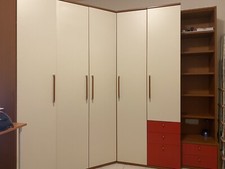 Armadio Ad Angolo Con Cassettiera