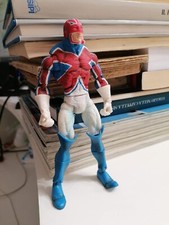 Action figure CAPTAIN BRITAIN supereroi Marvel Dc X-Men