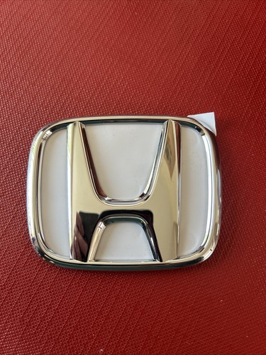 Logo emblema anteriore