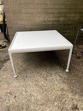 Tavolino da caffè Richard Schultz Knoll serie 1966 smalto bianco 30" x 30" da esterno