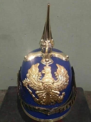 Elmetto prussiano casco