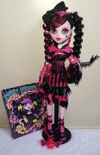 Monster High Doll Draculaura