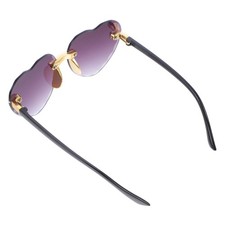 1 paio di occhiali da sole a