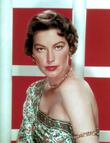 Ava gardner posa per - posa,