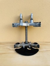 Honda Dominator NX 650 Piastre