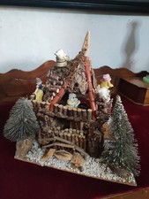 Casetta Natale Con Gnomi