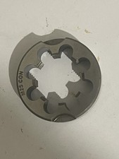 Fustella taglio filettatura