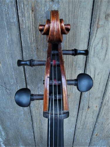 Vecchio violoncello - -,